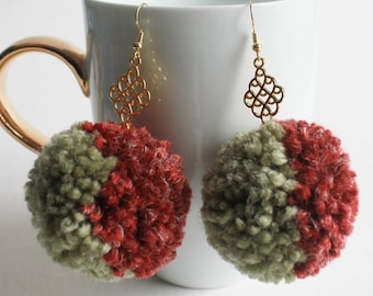 Christmas Pom Pom Earrings