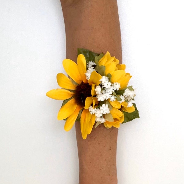 Sunflower Corsage, Sunflower Corsage, Wrist Corsage, Sunflower Bouquet, Sunflower Bridal Flower, Silk Sunflower Wrist Corsage, Prom Corsage,