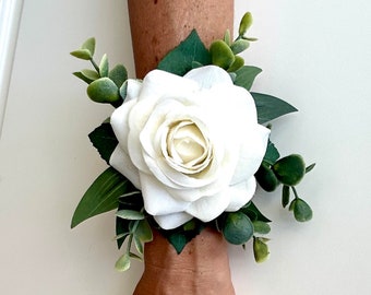 Ivory Rose Corsage, Ivory Silk Rose Wrist Corsage, Ivory Rose Corsage, Eucalyptus Corsage, Boho Corsage, Greenery Corsage, Wrist Corsage, I