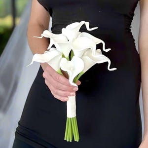 Real Touch White Calla Lily Bouquet, White Bridesmaid Bouquet, Black and White Calla Lily Bridesmaid Bouquet, Black Wedding Flowers, White W
