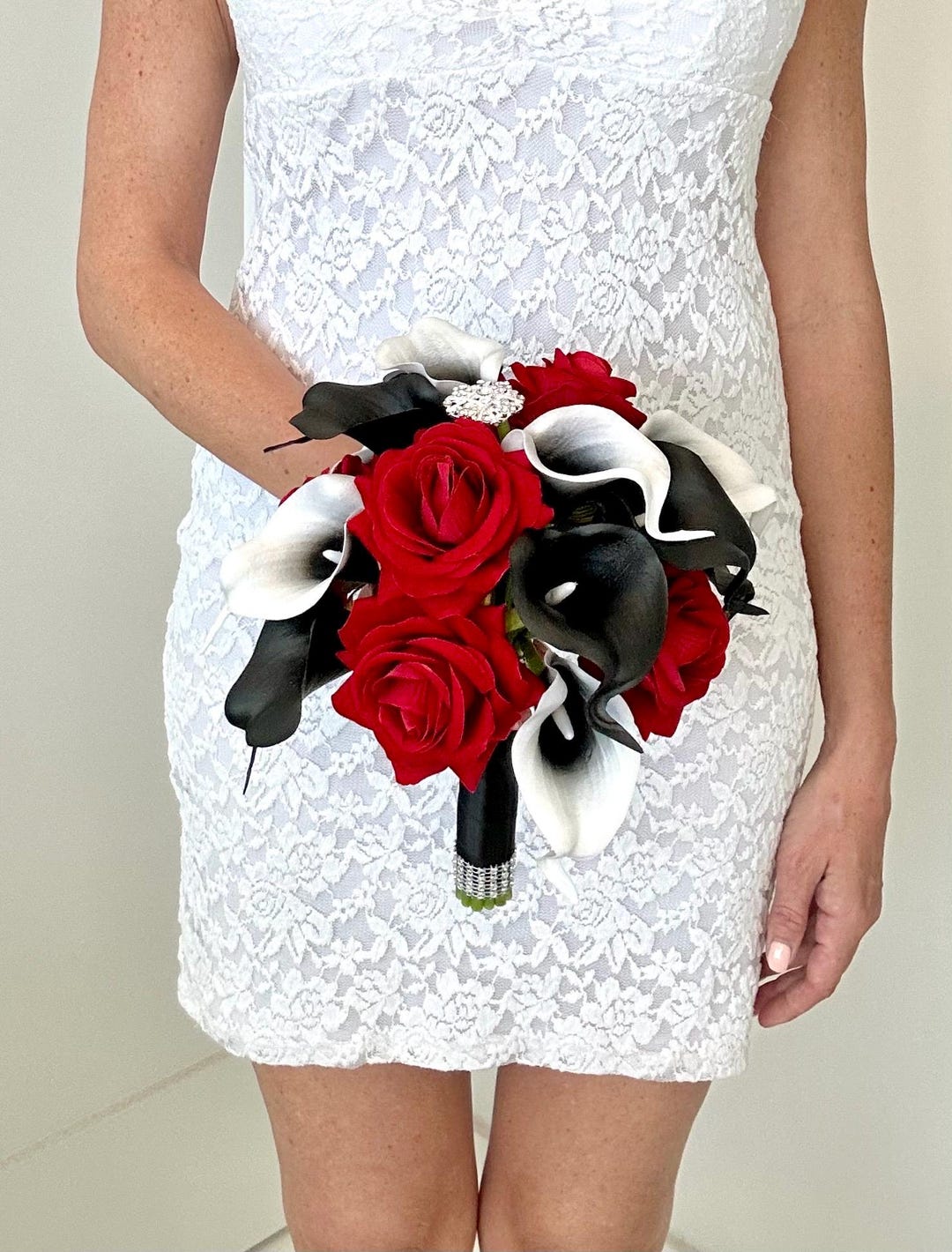 Buy Red and Black Bouquet, Red Rose Wedding Bouquet, Rose Bouquet, Burgundy  Rose Bouquet, Calla Lily Bouquet, Deep Red Bouquet, Black Bouquet Online