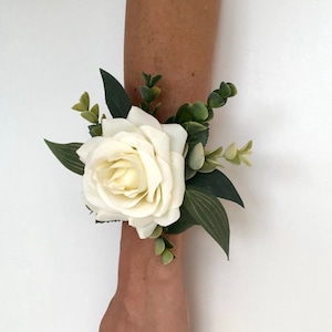 Ivory Rose Corsage, Ivory Rose Wrist Corsage, Rose Corsage, Eucalyptus Corsage, Boho Corsage, Greenery Corsage, Prom Corsage, Mother Corsage
