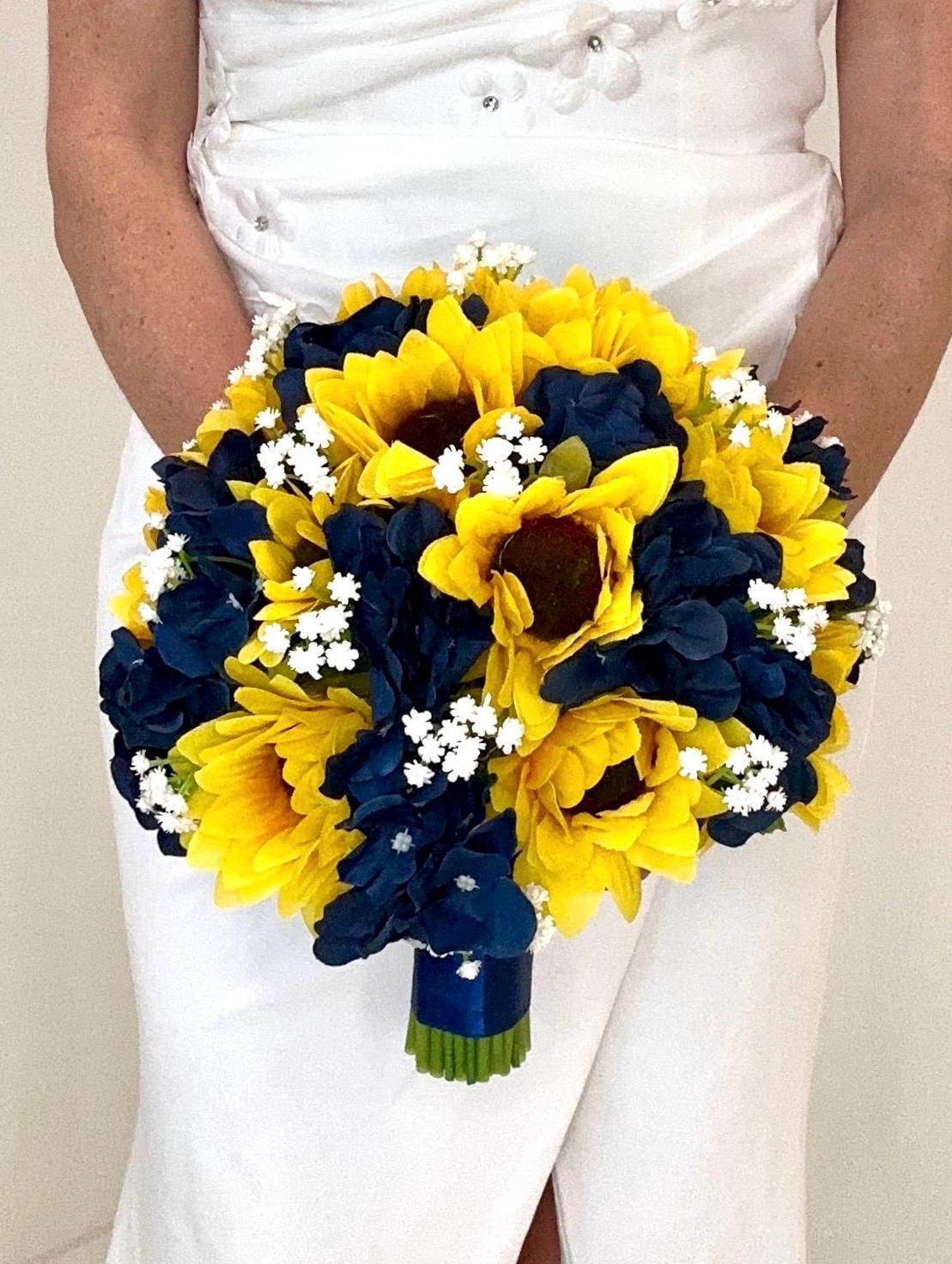 Navy Blue Sunflower Bridesmaid Bouquet - Etsy Navy Blue Sunflower Bridesmaid Bouquet - Etsy