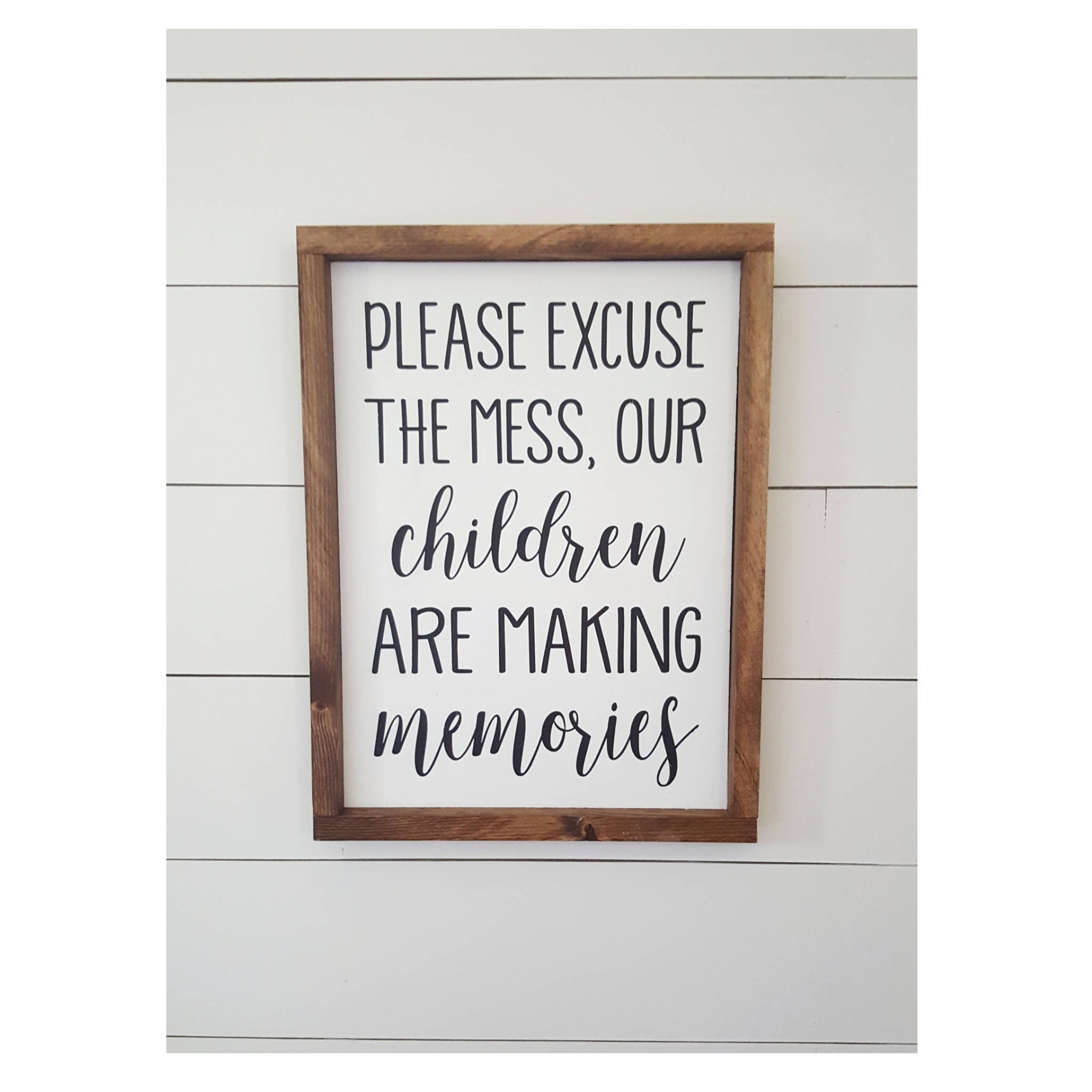 Please be 18. Кепка sorry i have autism. Кот be patient i have autism. Пони в кепке. No loitering знак.