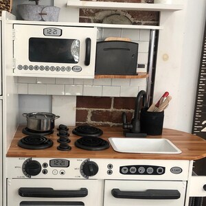 Kidkraft pepperpot kitchen hotsell
