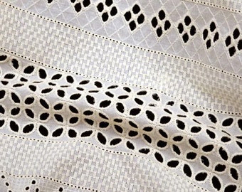 Unbleach Indian White Cotton Hakoba Fabrics Embroidered Eyelet Fabric by the Yard Schiffli Kids Women Summer Dresses Draperies Girls Apparel