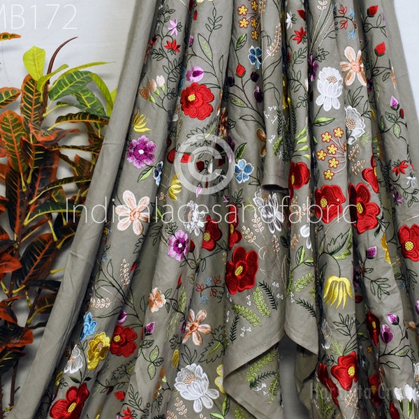 Tissu en coton brodé floral par cour broderie indienne couture bricolage artisanat femmes robes d'été Costumes sac fourre-tout décor à la
