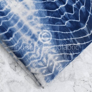 Cotone indiano fatto a mano Tie Dye Indigo Shibori Colore blu tinto a mano Abiti estivi da donna Tessuto trapuntato tagliato a misura