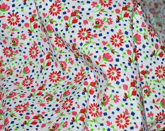 Floral Print Indian Summer Dresses Soft Cotton Fabric By The Yard Nursery Cribs Quilting Sewing Crafting Clothing Boho Dresses Pillow Covers