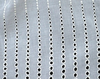Dyeable Indian White Cotton Hakoba Fabrics Embroidered Eyelet Fabric by the Yard Schiffli Kids Women Summer Dresses Draperies Girls Apparel