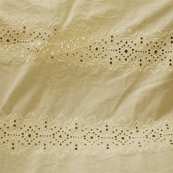 46 "Tissu indien en dentelle de coton brodé à oeillets indiens non blanchis par la à coudre des robes de mariée en tissu Guipure pour femmes