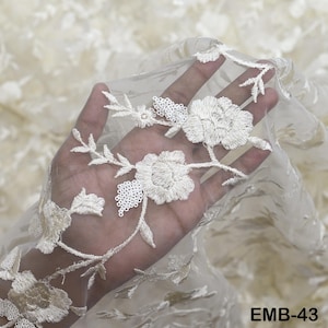 White Net Tulle Embroidery Sari Fabric Floral Embroidered Fabric by the Yard Indian fabric Saree Crafting Sewing wedding dress costumes doll
