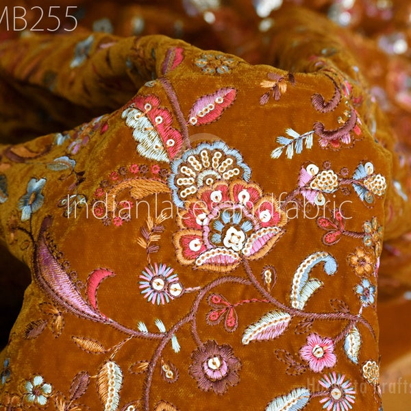 Tissu de velours brodé indien moutarde par yard couture artisanat robe de mariée Costumes poupée sacs chemin de Table