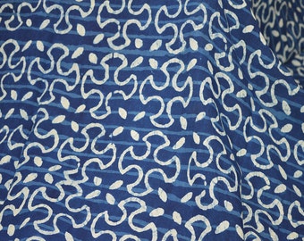 Indigo Blue Cotton Fabric Vegetable dyed Hand Block Printed Cotton fabric by Yard Summer dress fabric Indigo fabric for clothing accessory