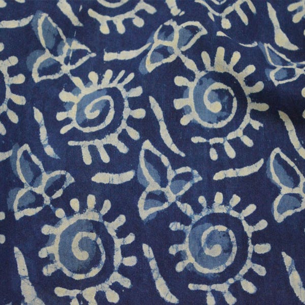Sewing Indian Indigo Fabric Floral Print Cotton Fabric Hand Stamped Indigo Fabric Sold by Yard, Vegetable dyed Hand Block Printed Cotton