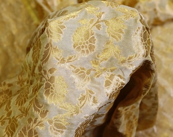 Beige Brocade Fabric by the Yard Blended Indian Wedding Dresses Brides Mother Full Length Coats Cropped Jacket Theatrical Historic Costumes