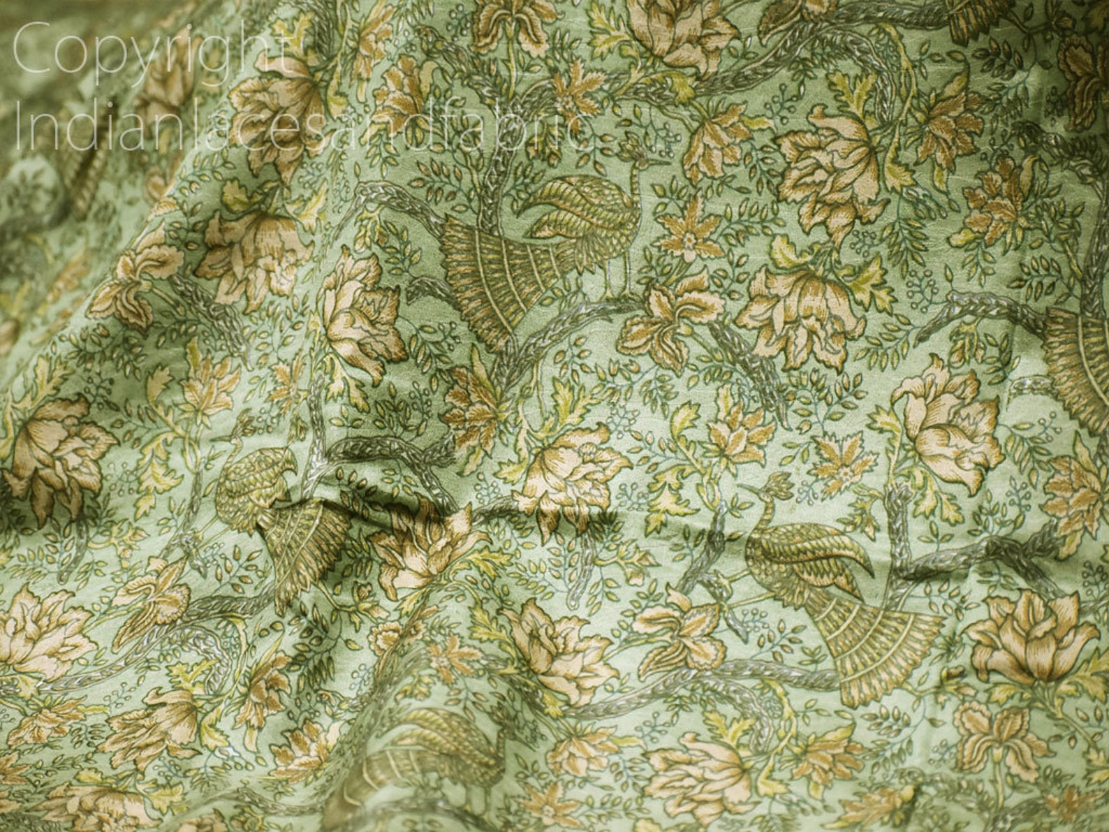 Green Classic Printed Saree – Breathable Fabric with Eye-Catching Prints Petite Sarees