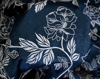 Indian Embroidered by the yard Fabric Sewing DIY Crafting Embroidery Wedding Dresses Fabric Costumes Dolls Bags Cushion Covers Table Runners