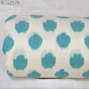 Tessuto di cotone turchese Ikat Yardage Tessuto a mano Venduto da cantiere Materiale per abiti estivi Decorazioni per la casa Runner