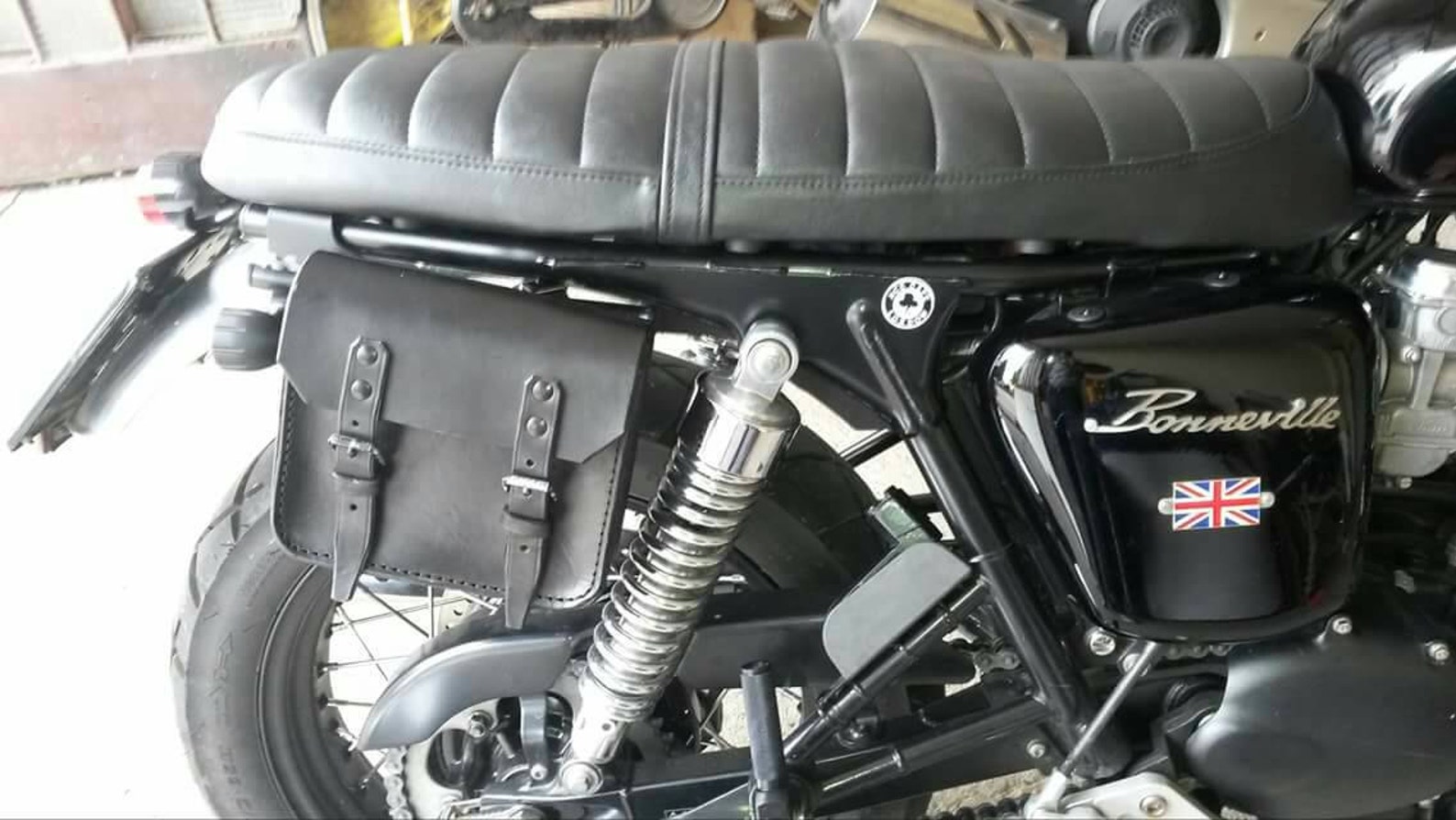 Leather side motorcycle bag for Cafe Racer and Scrambler Cafe Etsy