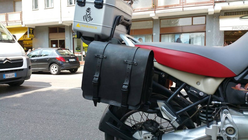 Total black color. BMW r 1150 GS leather bag