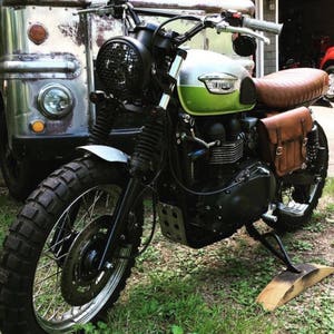 triumph bonneville side cover bag