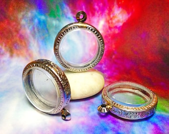 Set No.10 MEDIUM Circle Shape Engrave Pendant Cases,Set of 3, Reliquaries, Shadow Box Pendants, Clear Locket,Containers,Terrarium