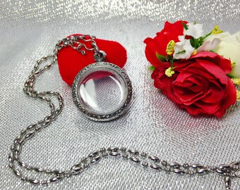 Set No.6 SMALL Circle Shape Engrave Pendant Cases,Set of 3, Reliquaries, Shadow Box Pendants, Clear Locket,Containers,Terrarium