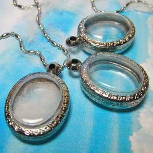 Set No.2 MINI Oval Shape Engrave Pendant Cases,Set of 3, Reliquaries, Shadow Box Pendants, Clear Locket,Containers,Terrarium