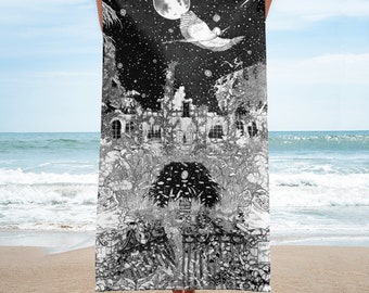 Duma Key Towel, pen ink illustration of Stephen King&#39;s bestseller. Abandoned mansion on one of Florida&#39;s keys. Hidden things in the grass
