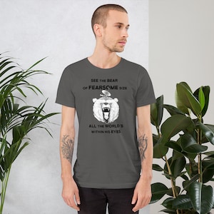 Bear of Fearsome Size Short-Sleeve Unisex T-Shirt Stephen King Dark Tower Midworld Mythos Guardian of Beam Sci-Fi fantasy Horro Adventure