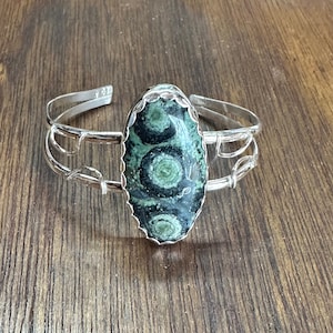 Kambaba Jasper and sterling silver cuff bracelet, Artisan Jasper Bracelet, Kambaba Jasper cuff bracelet, Hand forged bracelet