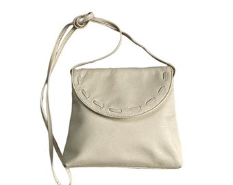 Monedero Y2K beige Bolso de mano de cuero