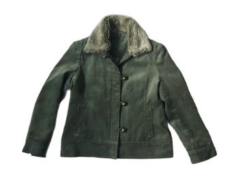 Chaqueta vintage de pana: verde botella, cuello de piel sintética, talla 10 del Reino Unido