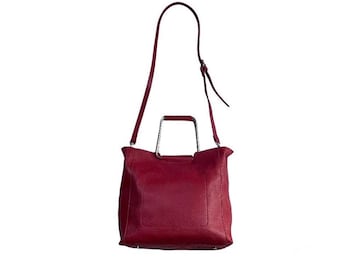 Bolso de cuero rojo Y2K