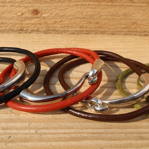 Dubbelt läderarmband med silverfärgat krokspänne, läderarmband för kvinnor, 3-årsjubileum, present till mors dag