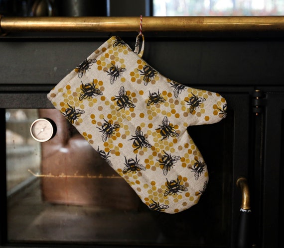 Linen Kitchen Gloves With Bees, Mini Oven Glove, Kitchen Mini Oven