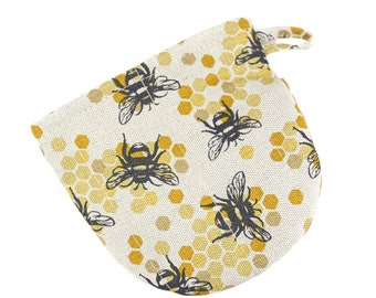 Bees Oven Mitt (1 pc), Linen Pot Holder, Small Kitchen Glove, Honeycomb Pattern Pot Holder, Bee Kitchen Accessory, Housewarming Gift