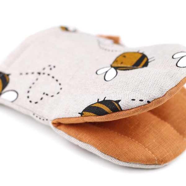 Linen Blend Bees Oven Mitt: Handmade Bee Design Pot Holder