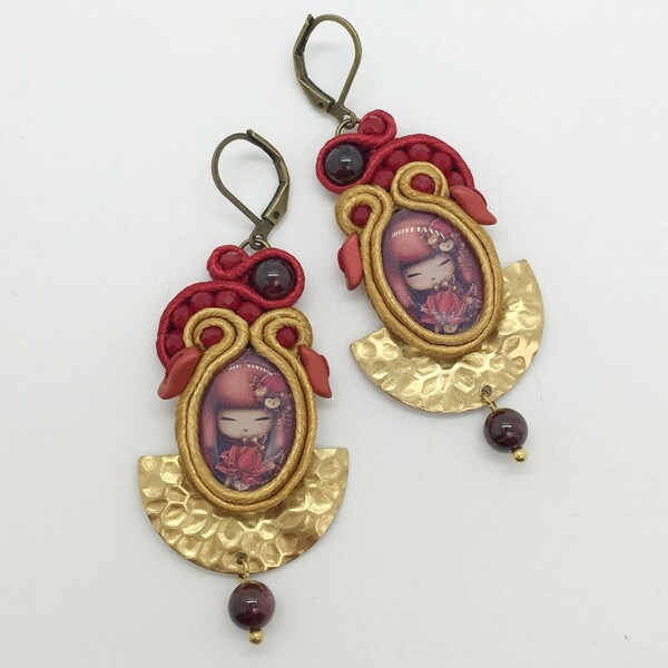 Boucles d’oreilles kokeshi