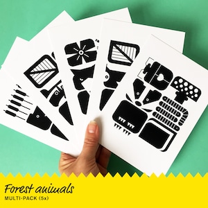 Jeu de cartes animaux de la forêt avec un castor blaireau raton laveur loup et écureuil | décoration murale d'impression de carte illustration noir blanc moderne | Studio Zéro