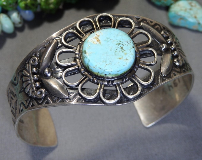 Fred Harvey Era Navajo Natural SACRED BUFFALO TURQUOISE Stamped Sterling Silver Flower Cuff Bracelet 6.25"-7"size