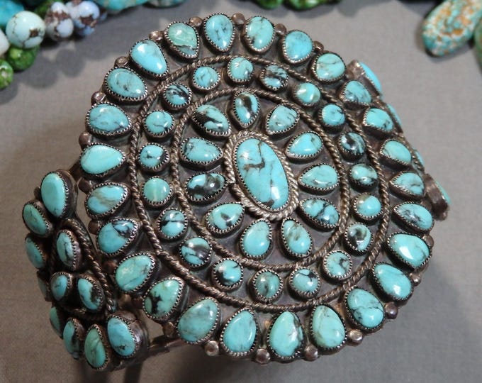 NAVAJO Begay KINGMAN TURQUOISE Cluster Sterling Silver 72g Cuff Bracelet