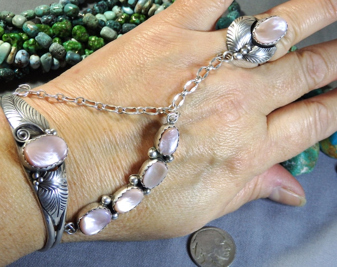 NAVAJO "JJ" Pink MUSSEL Shell Solid Sterling Silver Slave Bracelet Ring sz9