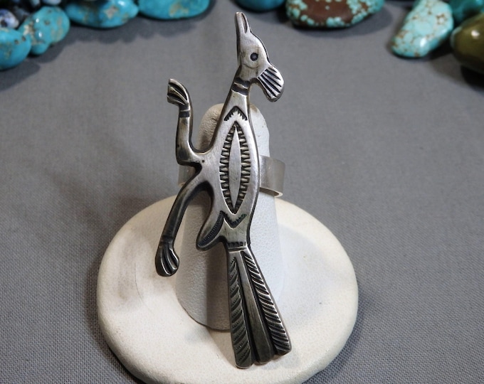 Native American Cast Sterling Silver ROAD RUNNER RING sz8
