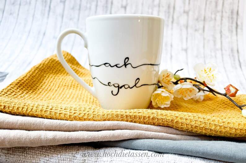 Kaffeetasse ach egal, Tasse mit Spruch, Cup, Mug, Kaffeetasse, hochdietassen, handbemalte Tasse, Tasse handbeschriftet, Porzellan bemalen Bild 2