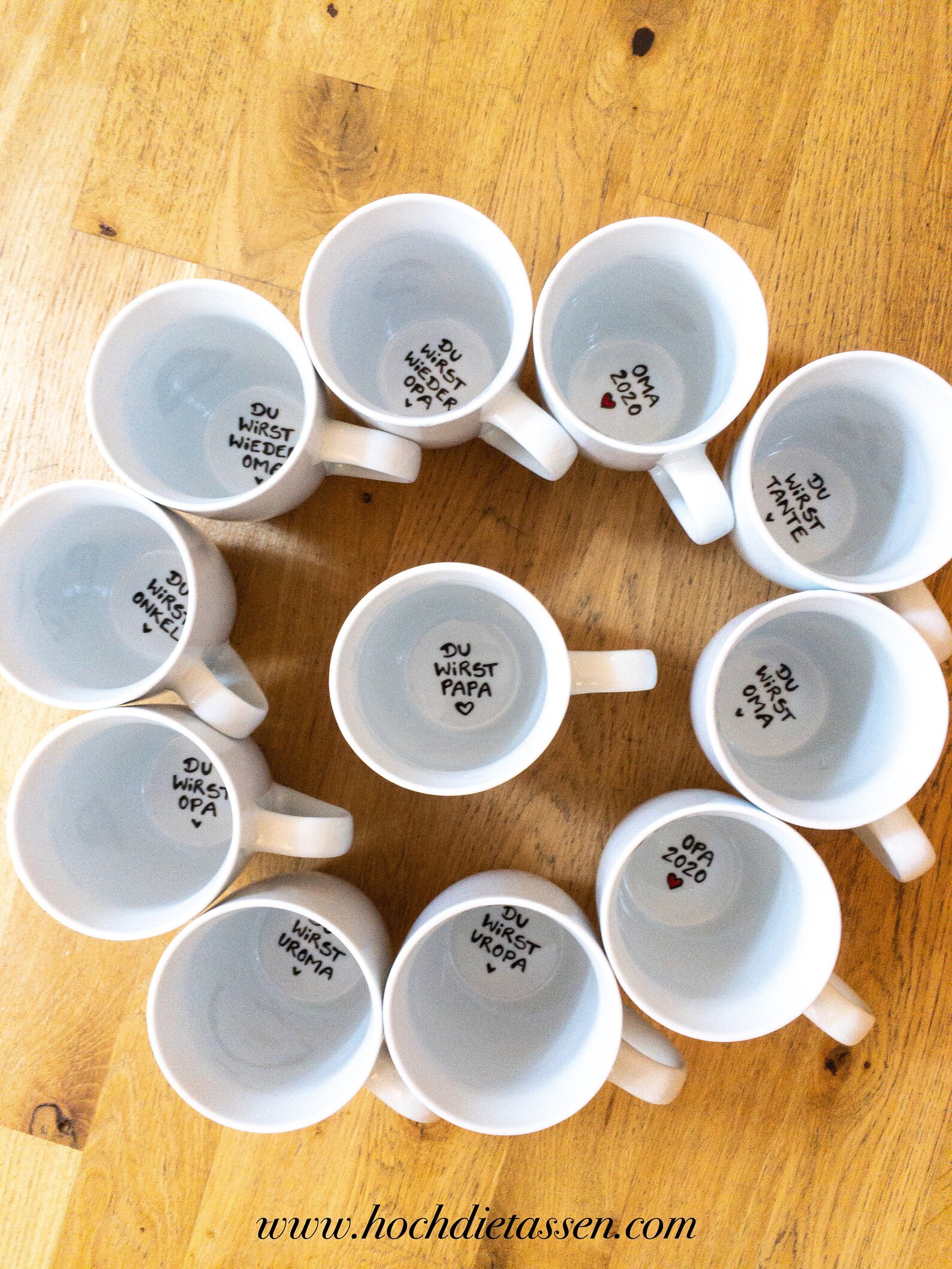 Uroma Tasse Mit Spruch – „Ich Habe 3 Titel: Mama, Oma Und Uroma – Aber Ich Rocke Sie Alle!“, Spülmaschinenfest, Beidseitig Bedruckt