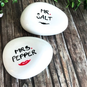 MR & MRS, Pfefferstreuer, Salzstreuer, Bart, Kussmund, Pfeffer Salz, Mr Mrs, pepper and salt Bild 1