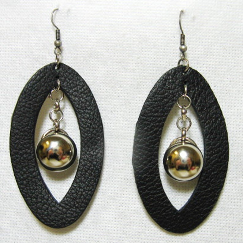 Beautiful Cowhide Leather Oval Shaped Earrings in Black with Silver Accent