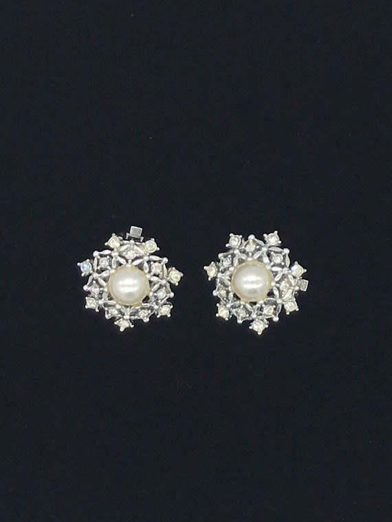 O4.  Vintage Sarah Coventry Snowflake Clip On Ear… - image 3